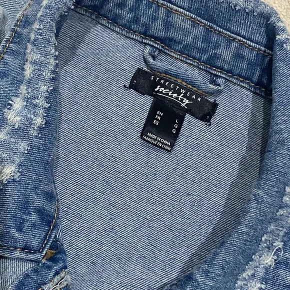 Denim Jeans Ripped Jacket - Picture 2 of 3